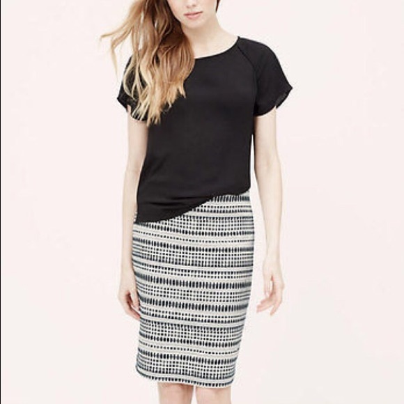 Ann Taylor Dresses & Skirts - NWT Ann Taylor Loft Black and Cream Pencil Skirt
